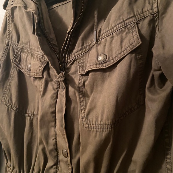 Aritzia Trooper Jacket - Picture 6 of 6